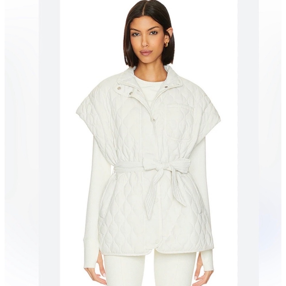 Beach Riot Quilted Glenn Vest White Cap Sleeve Belted Puffer Jacket XL